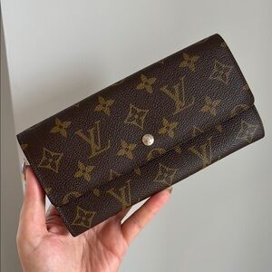 Louis Vuitton Monogram Brown Wallet